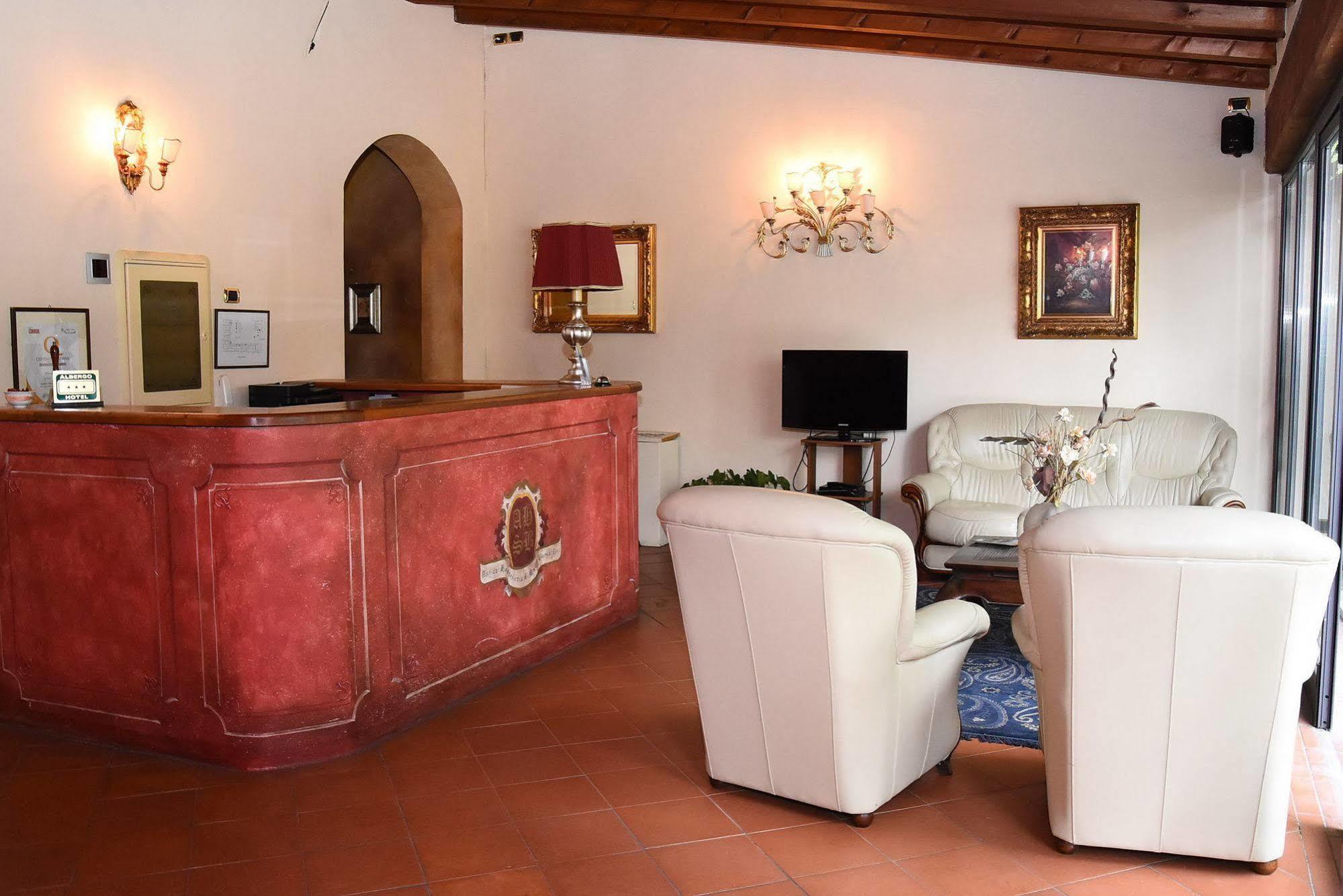 קרמה Albergo Dimora Storica Antica Hostelleria מראה חיצוני תמונה